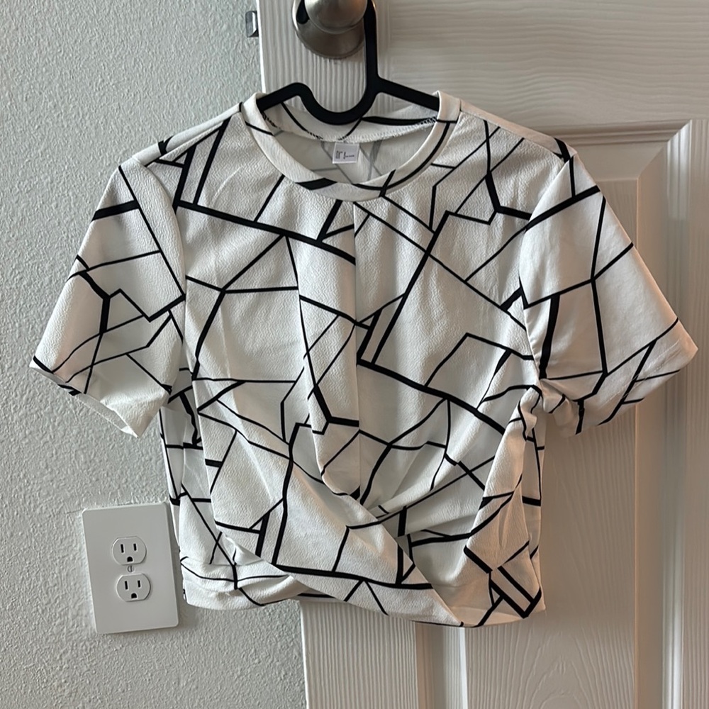 Geometric Black and White Women's Top